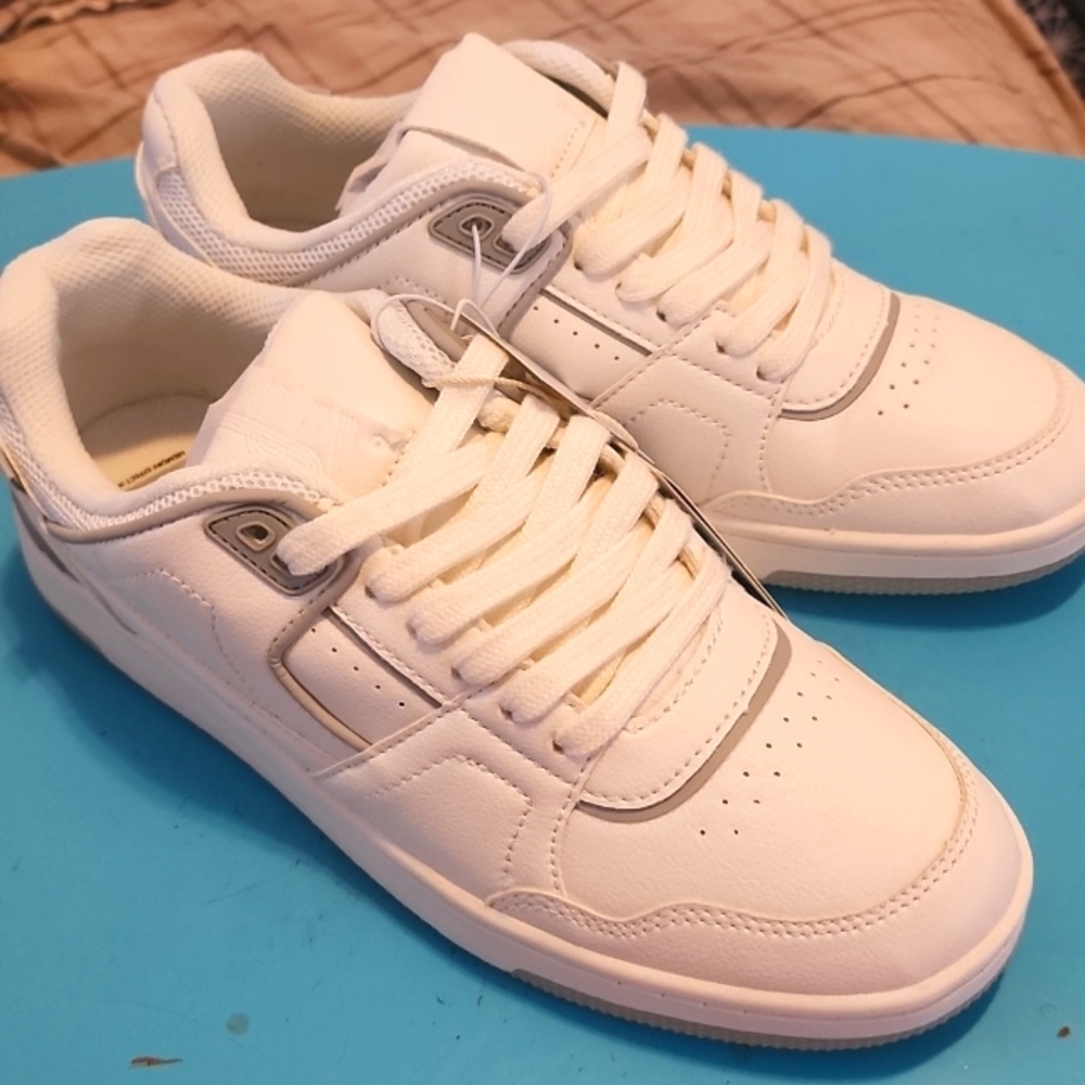 NWT Zara Sneakers Size 6
